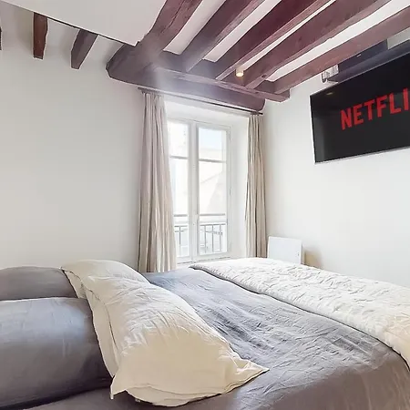 Cosy - Eiffel Tower * Paris