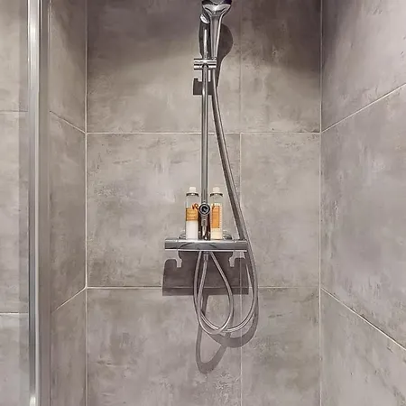 Cosy - Eiffel Tower Paris